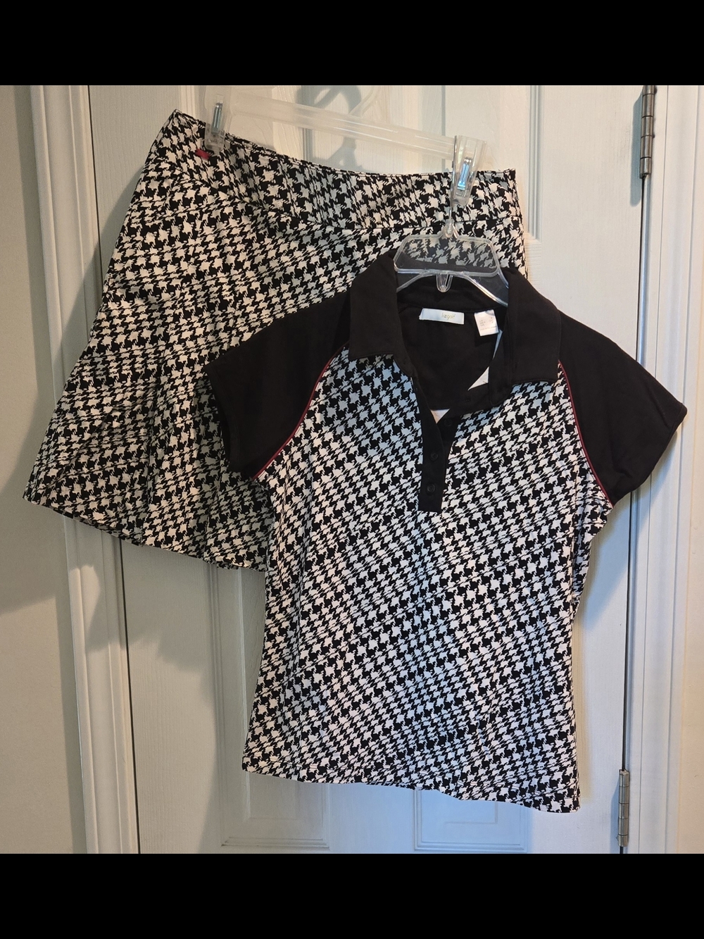 Two Piece Set Women’s Black and White Patterned Top And Skort with Red Trim